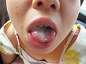 南の島の居酒屋で働くロリ看板娘をヤリたい放題しちゃった俺のビデオ日記 みかチャン サンプル動画サムネイル